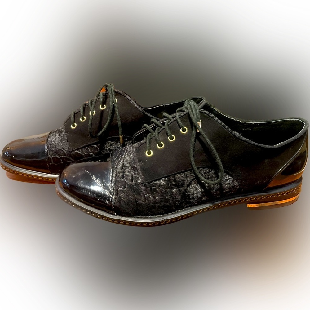 June Ambrose size 11 w